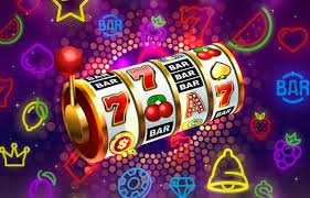Chat langsung dengan dealer Evolution Gaming di meja baccarat