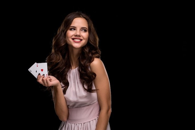 Varian Texas Hold'em dengan pembagian kartu komunitas